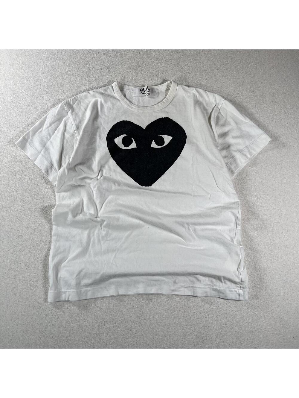 Comme Des Garçon Play Black Heart CDG T Shirt